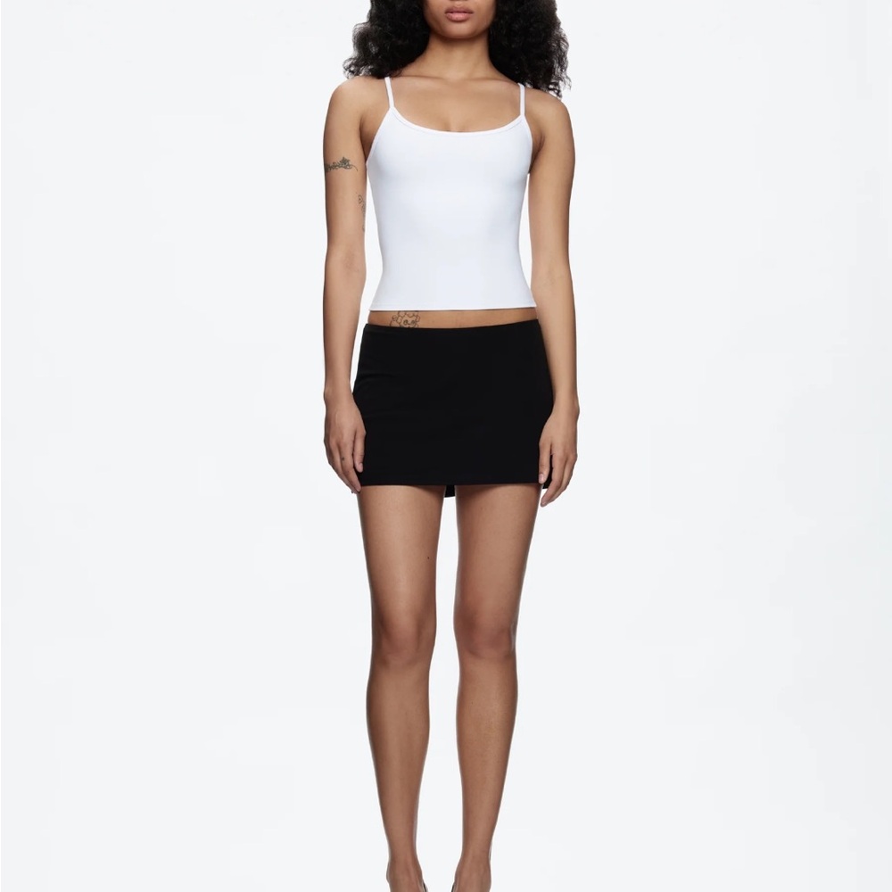 Tank air skirt size XS good condition needs to be washed